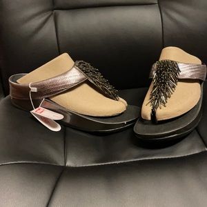 FitFlop ChaCha in nimbus silver sz 9